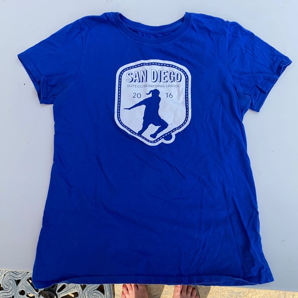 Women’s cut Nike Tee